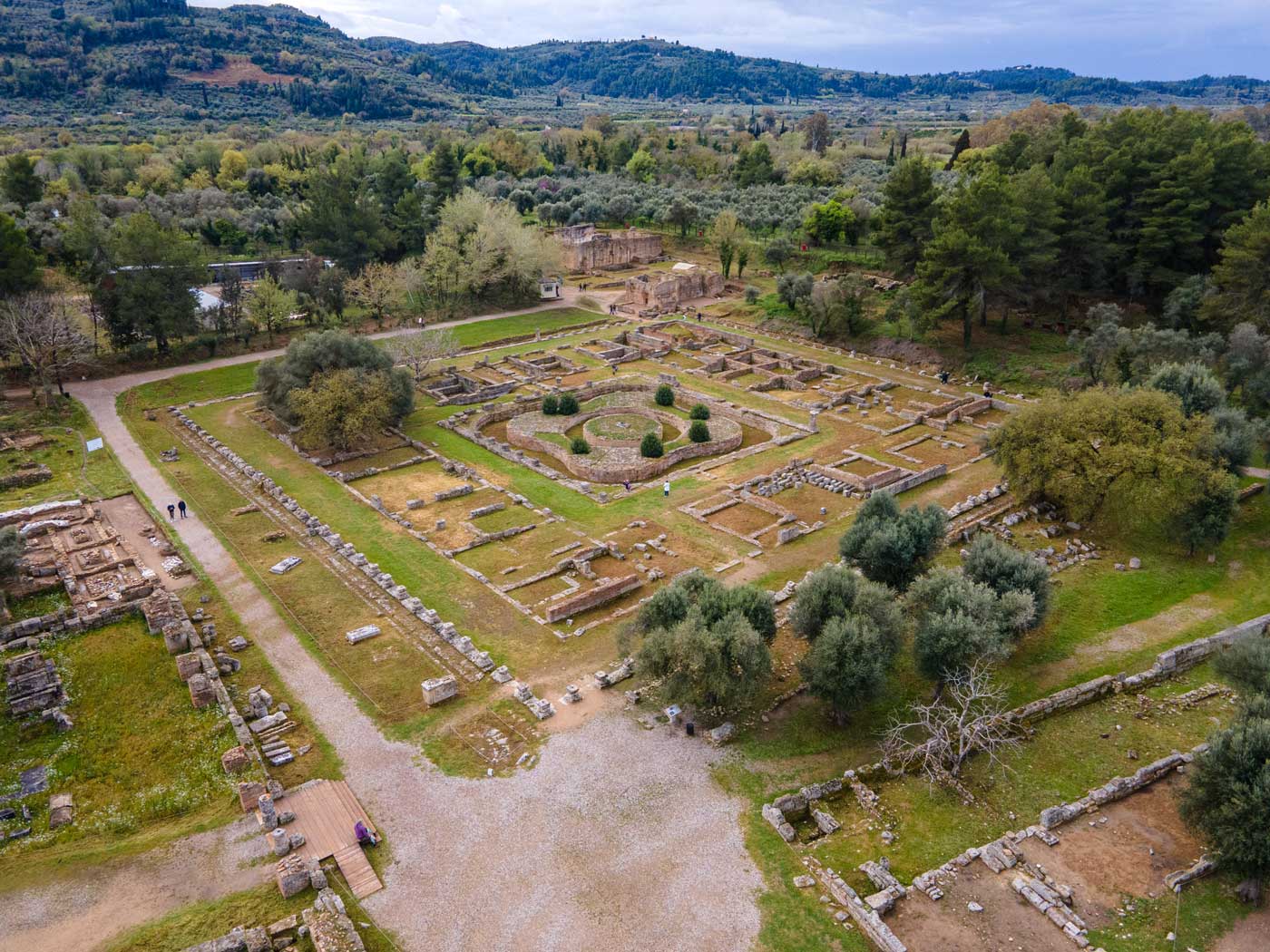 Αεροφωτογραφία (από ΒΑ)